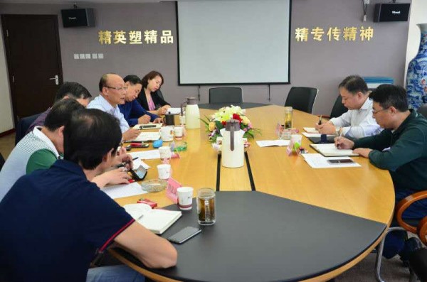 上海讨债公司乱象丛生，黑心与正规并存，收费离谱